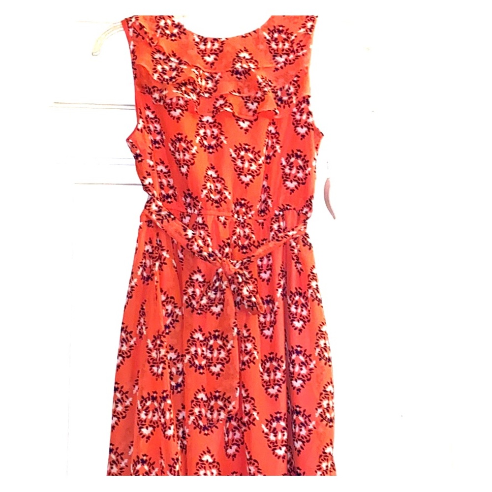 Coral dress navy blue and white,smoke-free home.